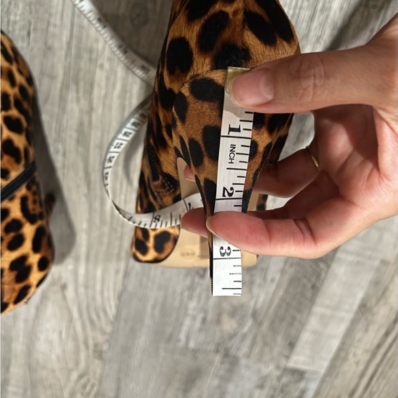 Vince Camuto Nandi Pointed Toe Ankle - Picture 9 of 10